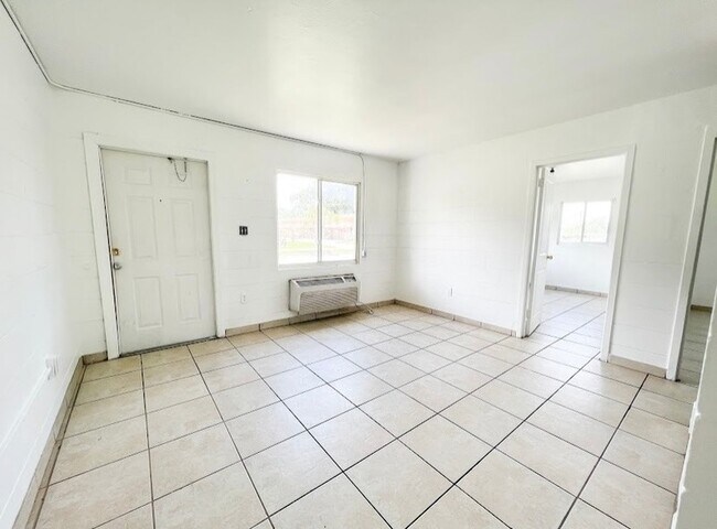 Building Photo - 3099 Orange Center Blvd