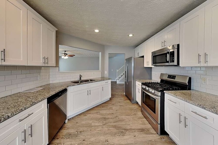 Building Photo - 939 Bramble Way