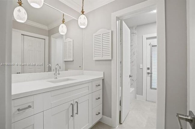 Building Photo - 8081 SW 139th Ter