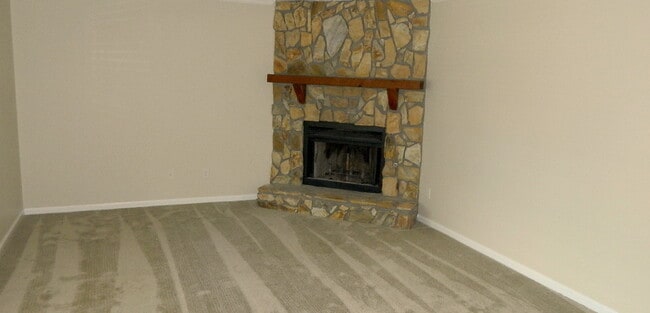 Building Photo - 3950 Braddock St