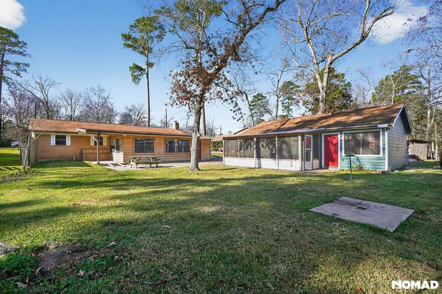 Building Photo - 372 Creekside Estates