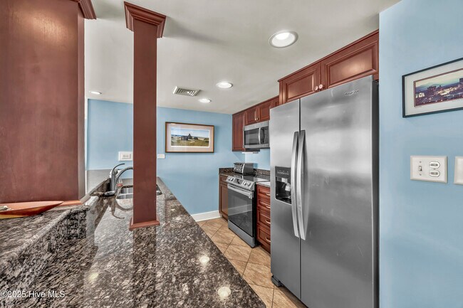 Building Photo - 322 Causeway Dr