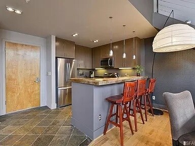 Building Photo - 88 Hoff St