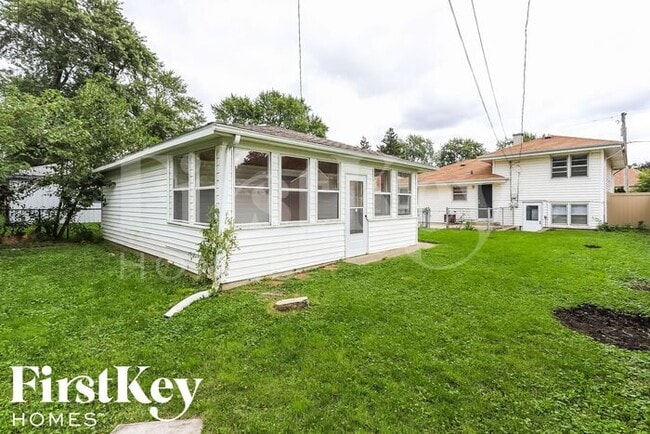 Building Photo - 5458 Franklin Ave