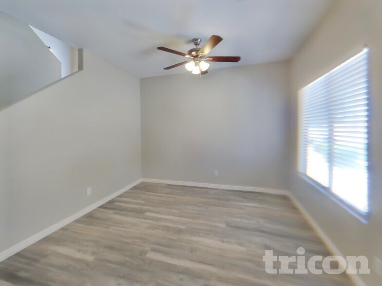 Building Photo - 30493 N Bareback Trail