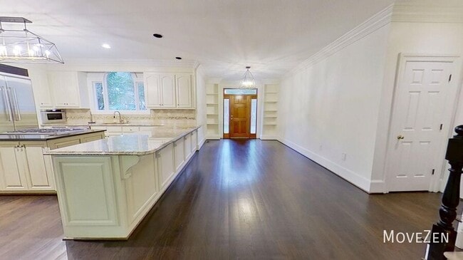 Building Photo - 5630 Colony Crossing Dr