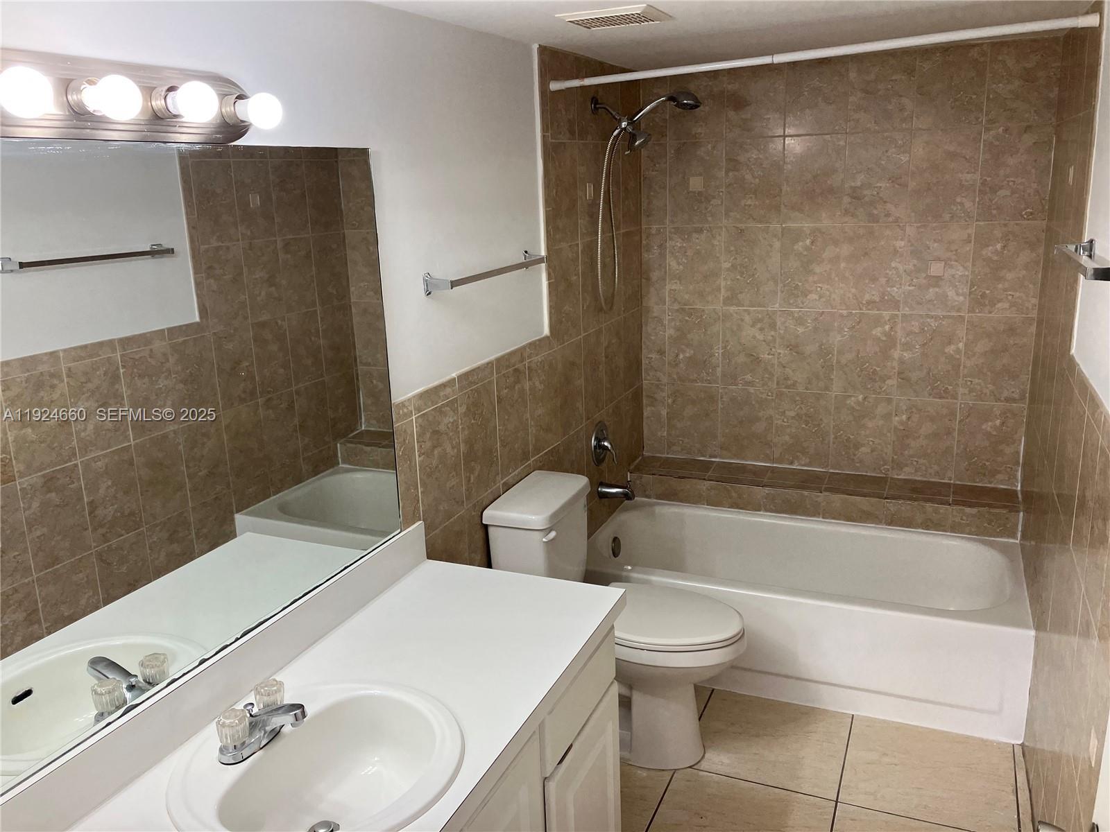 Building Photo - 8235 Lake Dr