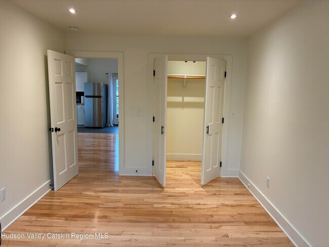 Building Photo - 217 State St