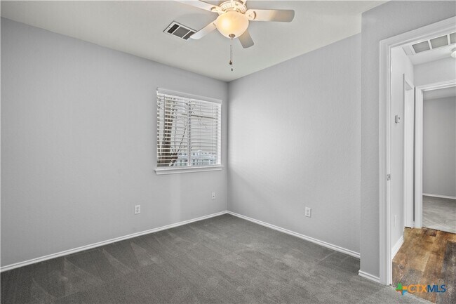 Building Photo - 4492 Mather