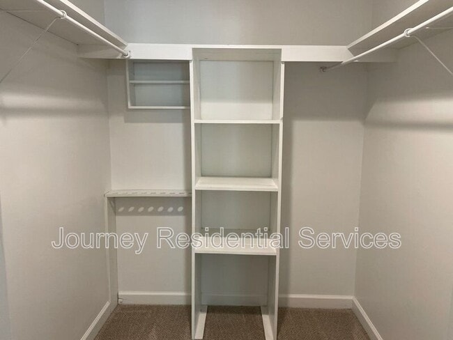 Building Photo - 1605 Owls Nest Rd