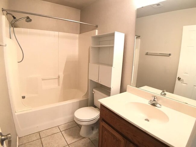 Building Photo - 16224 Panther Way