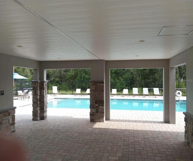 Building Photo - 7436 Stone Crk Trl