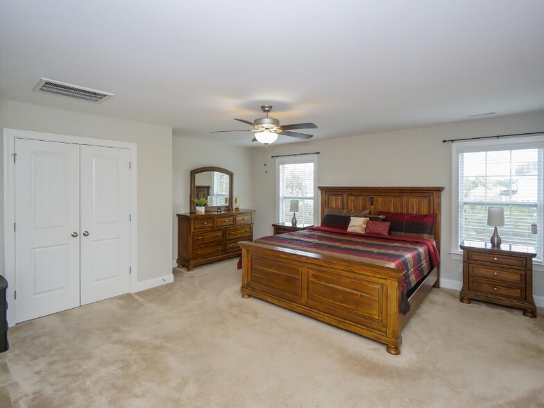 Building Photo - 1121 Tulip Poplar Rd