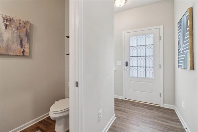 Building Photo - 3890 Clarington Dr