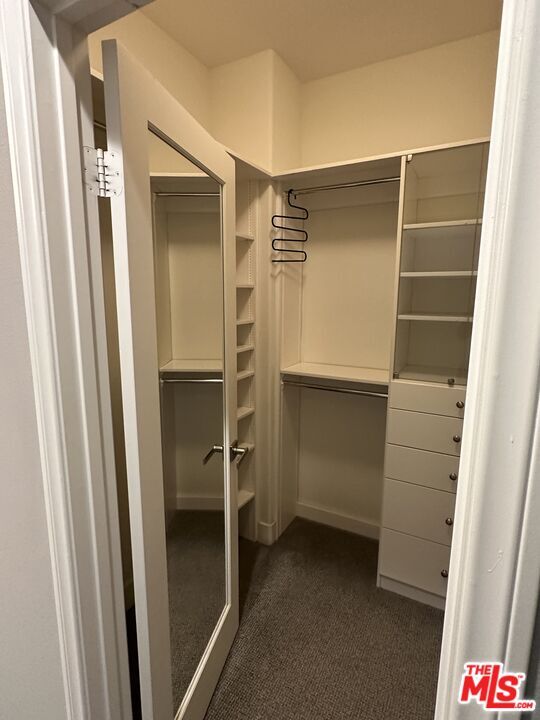 Building Photo - 72 Capricorn