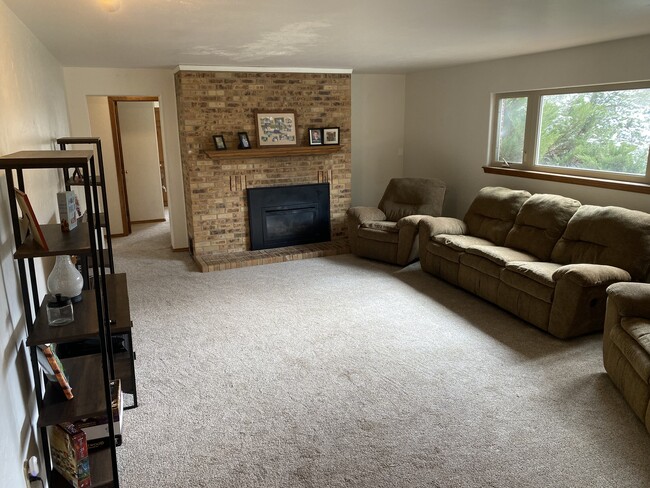 Building Photo - 15175 E Coachman Dr