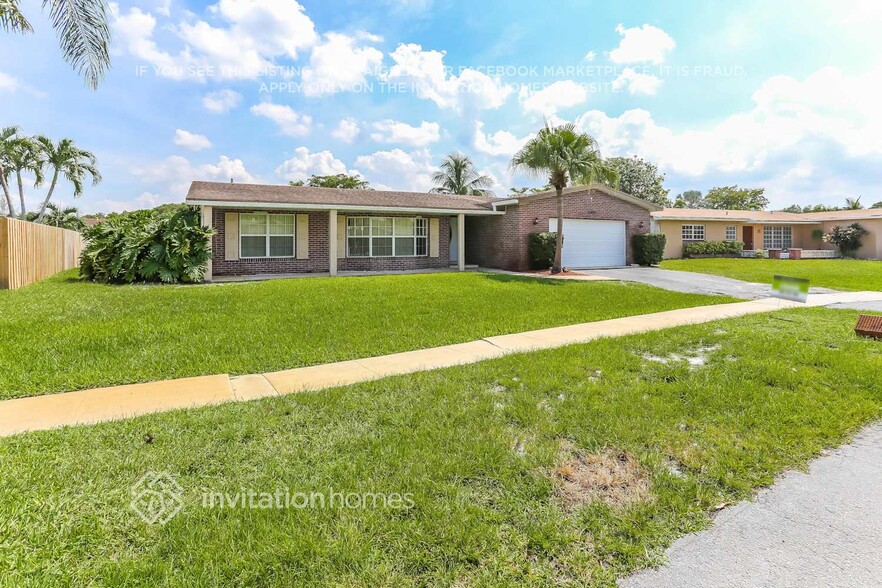 Building Photo - 10900 NW 19th St