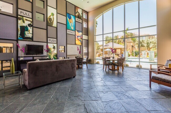 Building Photo - Condo in Union Hills