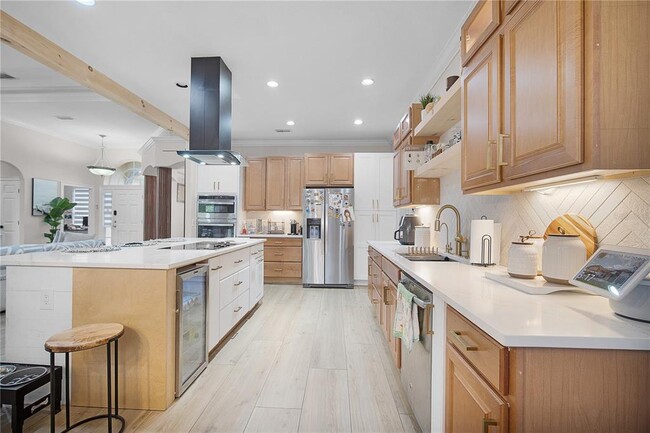 Building Photo - 1057 Island Pointe Dr