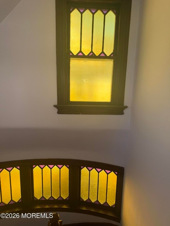 Building Photo - 84 McLaren St