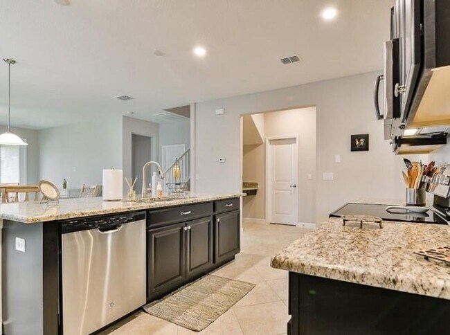 Building Photo - 14051 Tropical Kingbird Way