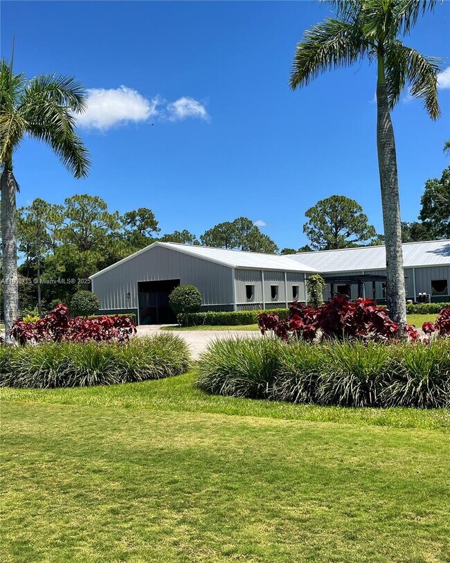 Building Photo - 14561 Tangerine Dr
