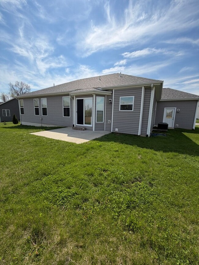 Building Photo - 1204 Yeats Ct