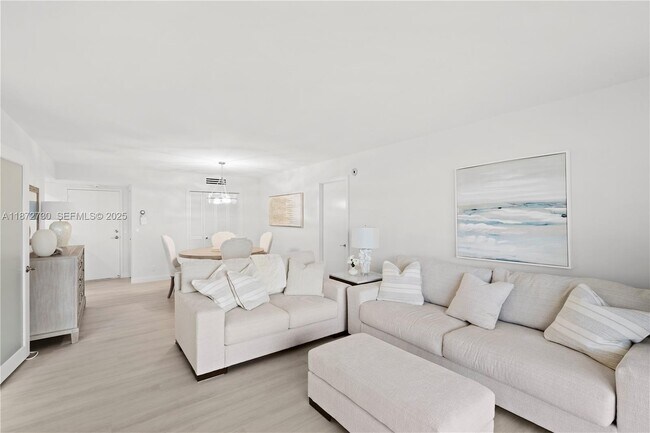 Building Photo - 2000 S Ocean Blvd