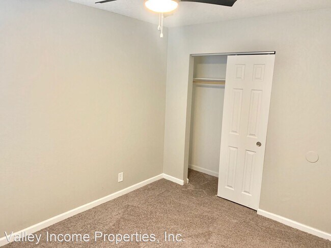 Building Photo - 6821 N 45th Ave