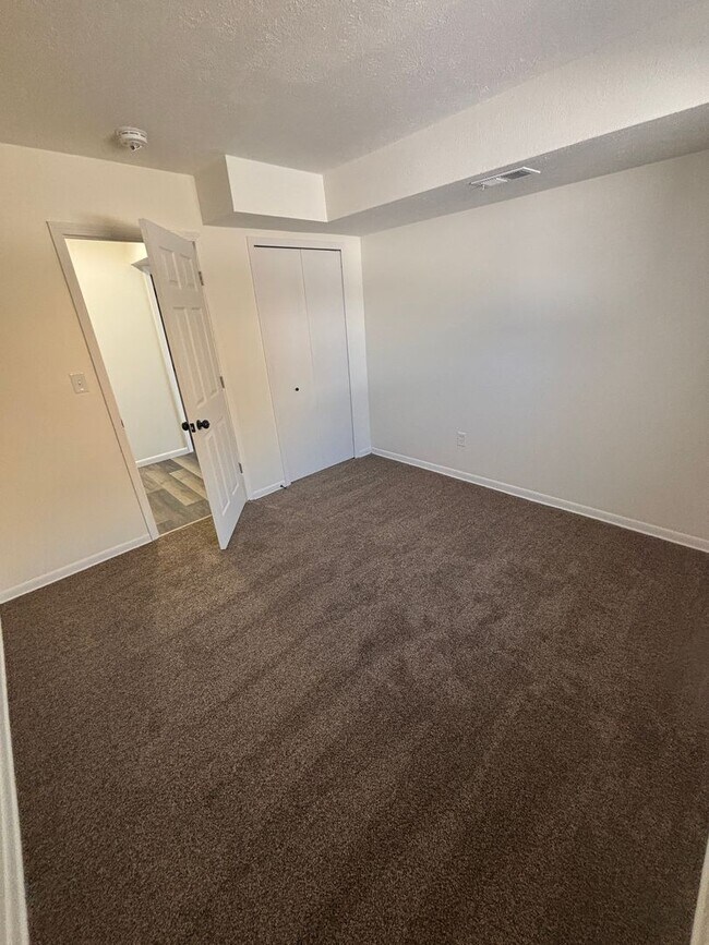 Building Photo - 4 Bed / 2 Bath – Fully Rehabbed Home with 2.5-Car Garage & Large Yard!