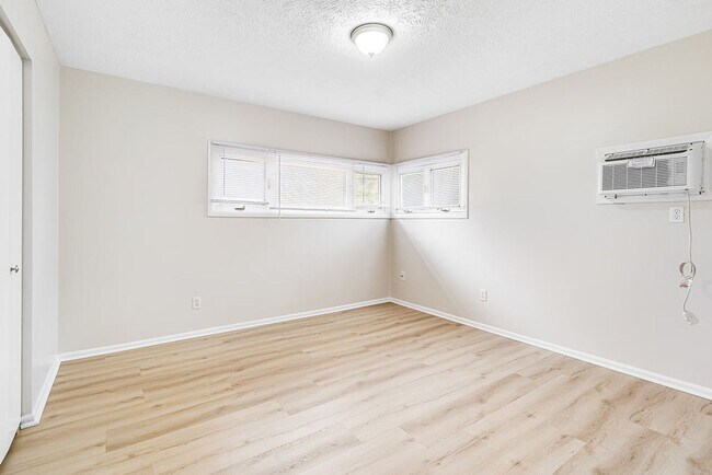 Building Photo - Austintown, 3 Bedroom Ranch For Rent