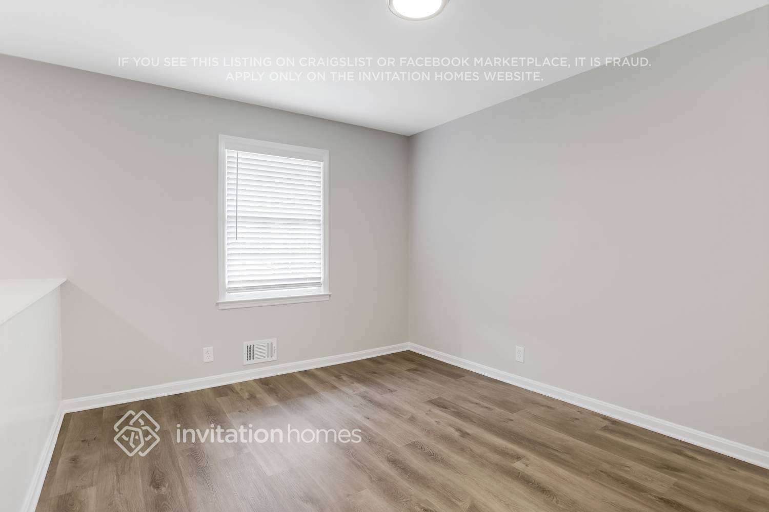 Building Photo - 2157 Rolling View Dr
