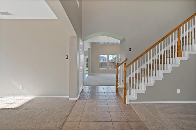 Building Photo - 211 Camp Creek Dr