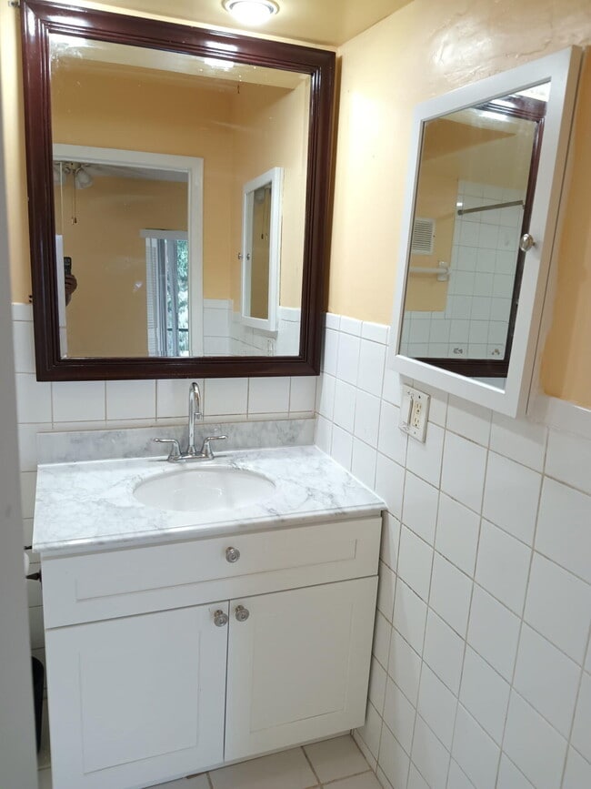 Building Photo - 630 NW 13th St