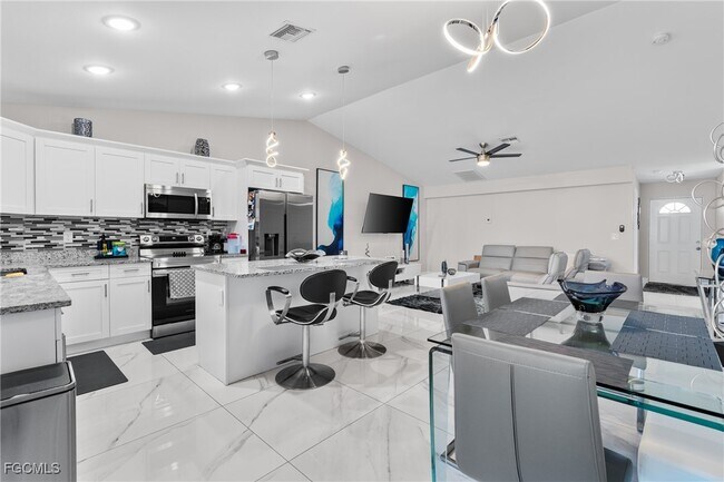 Building Photo - 4524 20th St SW