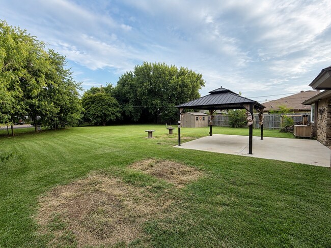 Building Photo - 349 Schumacher Dr