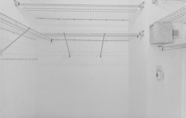 Building Photo - 7738 NW 116th Ave