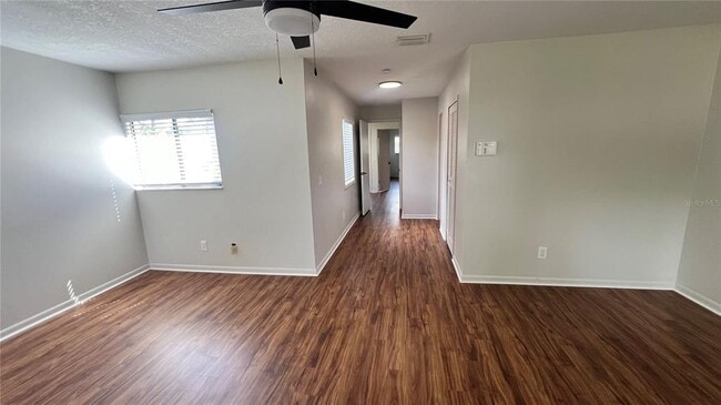 Building Photo - 1405 Pylewood St