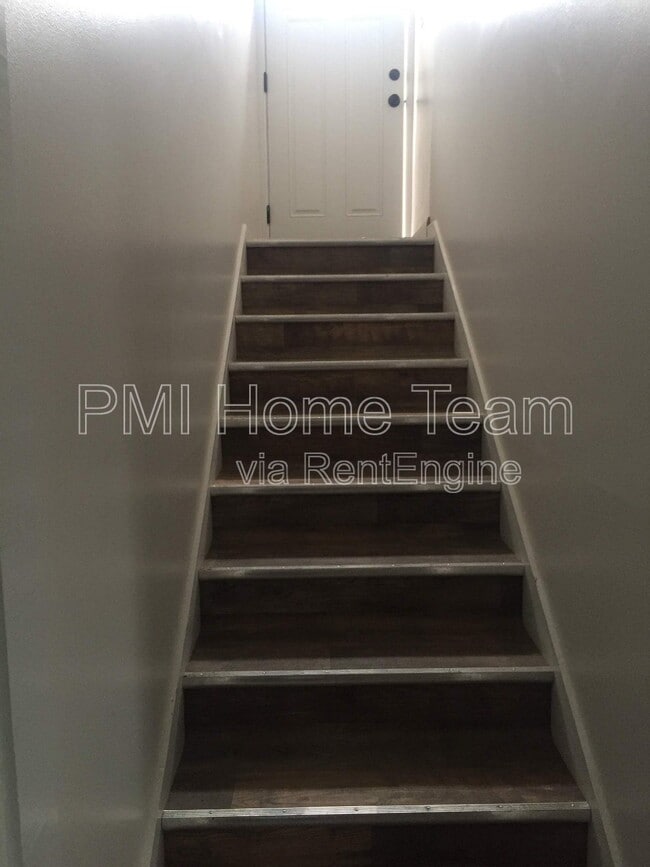 Building Photo - 661 14th St
