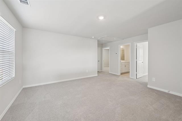 Building Photo - 717 Leavenworth Dr