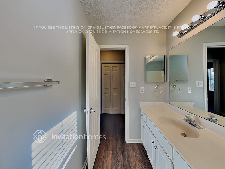 Building Photo - 8406 Galena View Dr