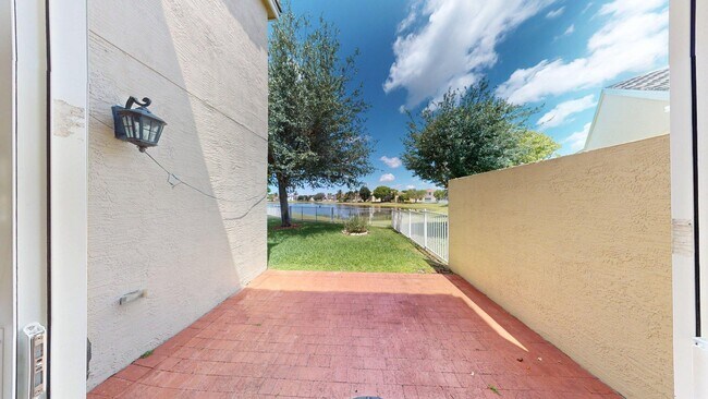 Building Photo - 113 Canterbury Pl