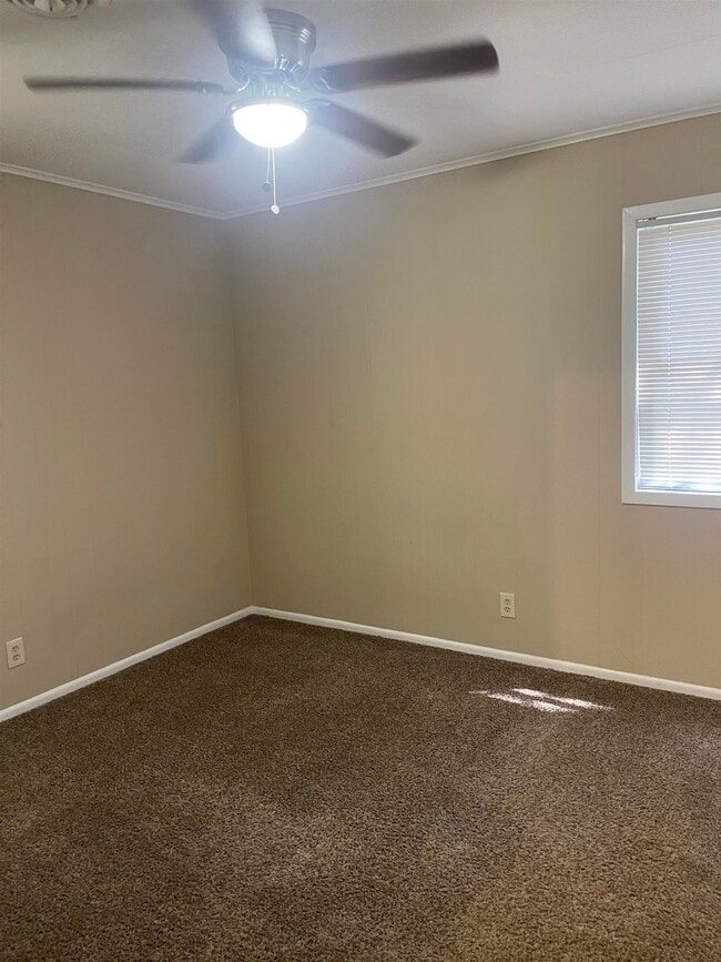 Building Photo - 44 Armstead Dr