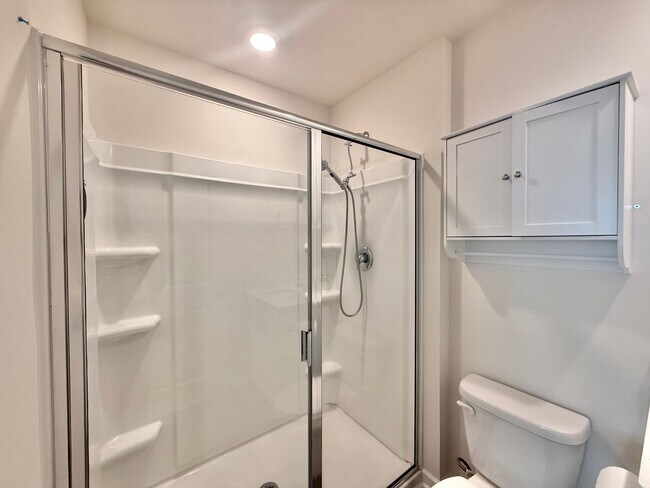 Building Photo - 8621 Brixton Shay Dr