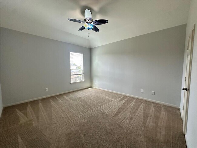 Building Photo - 5218 Pebble Bluff Ln