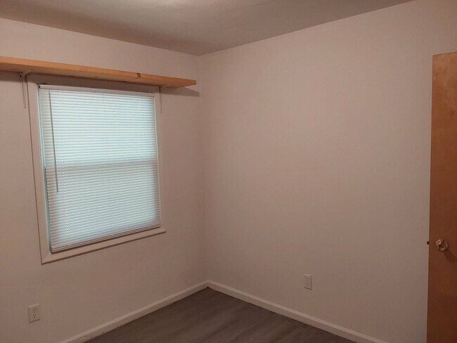 Building Photo - 6110 Scotch Blue Dr