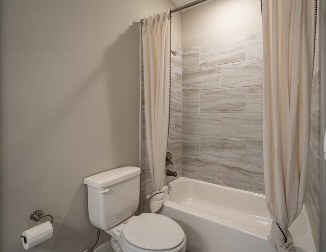 Building Photo - Your Luxury Lifestyle Begins Here!
