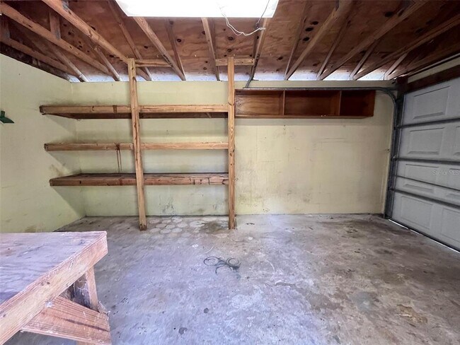 Building Photo - 1098 Seagate Dr W