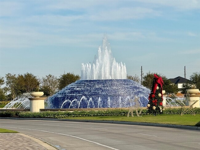 Building Photo - 30751 Wicklow Gdns Dr