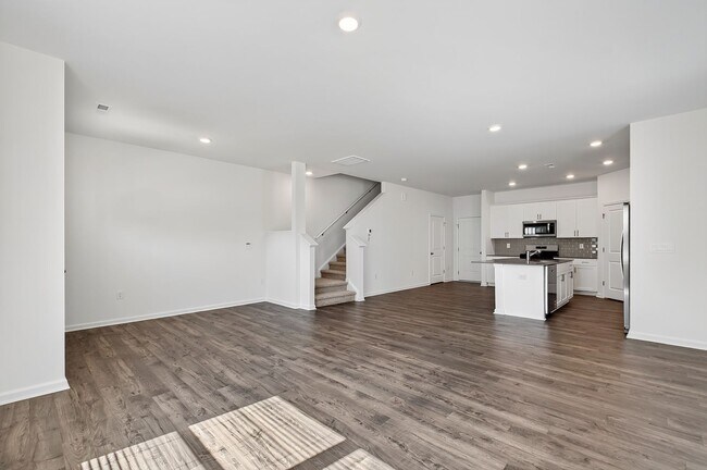 Building Photo - Brand-New End Unit Townhome in Townes at Anderson Farm!